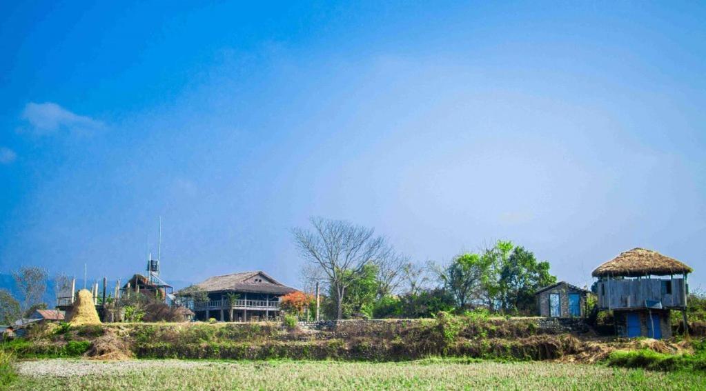 Shanta Ghar A Rustic Guesthouse Chitwan Buitenkant foto