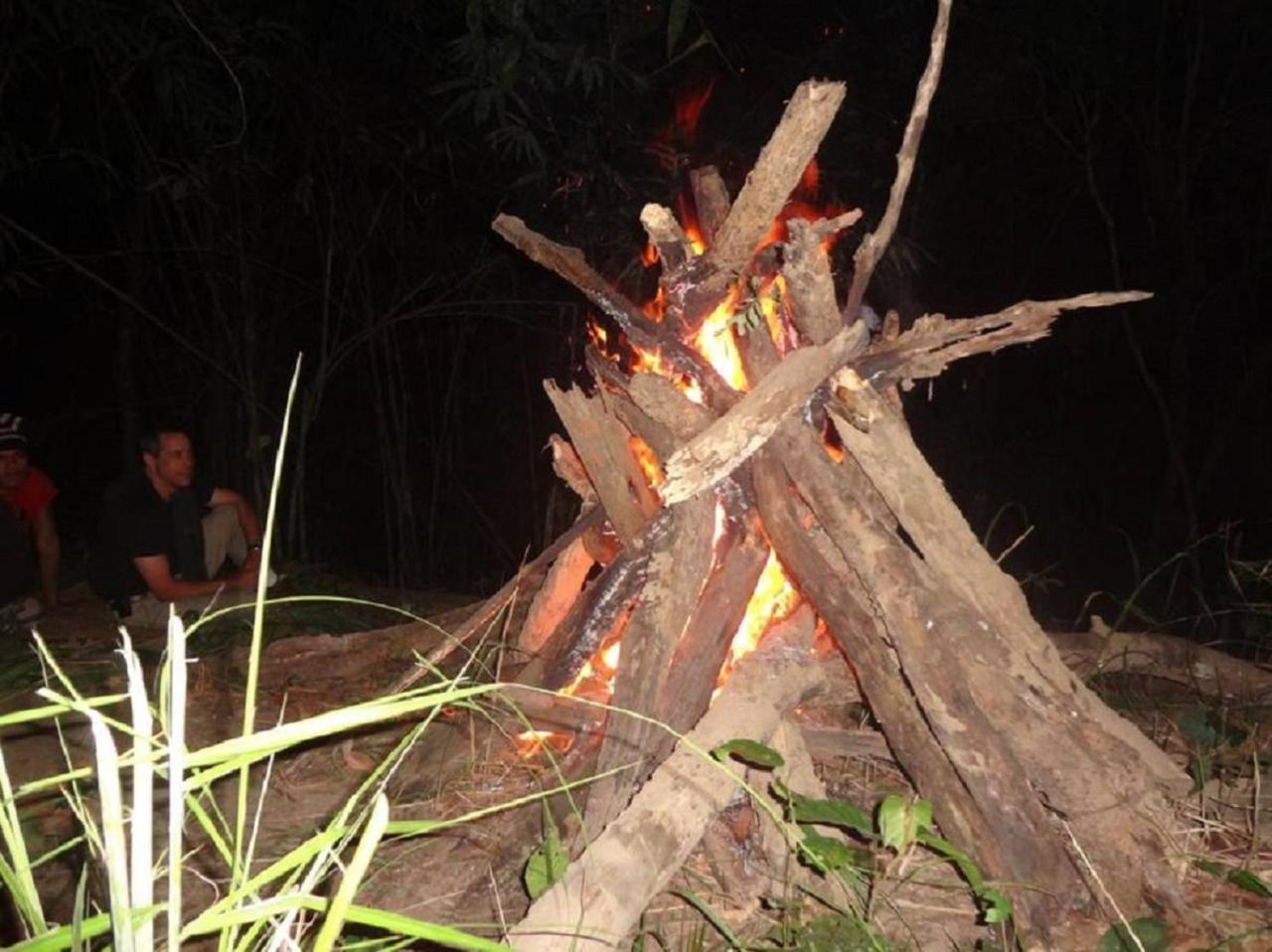 Shanta Ghar A Rustic Guesthouse Chitwan Buitenkant foto